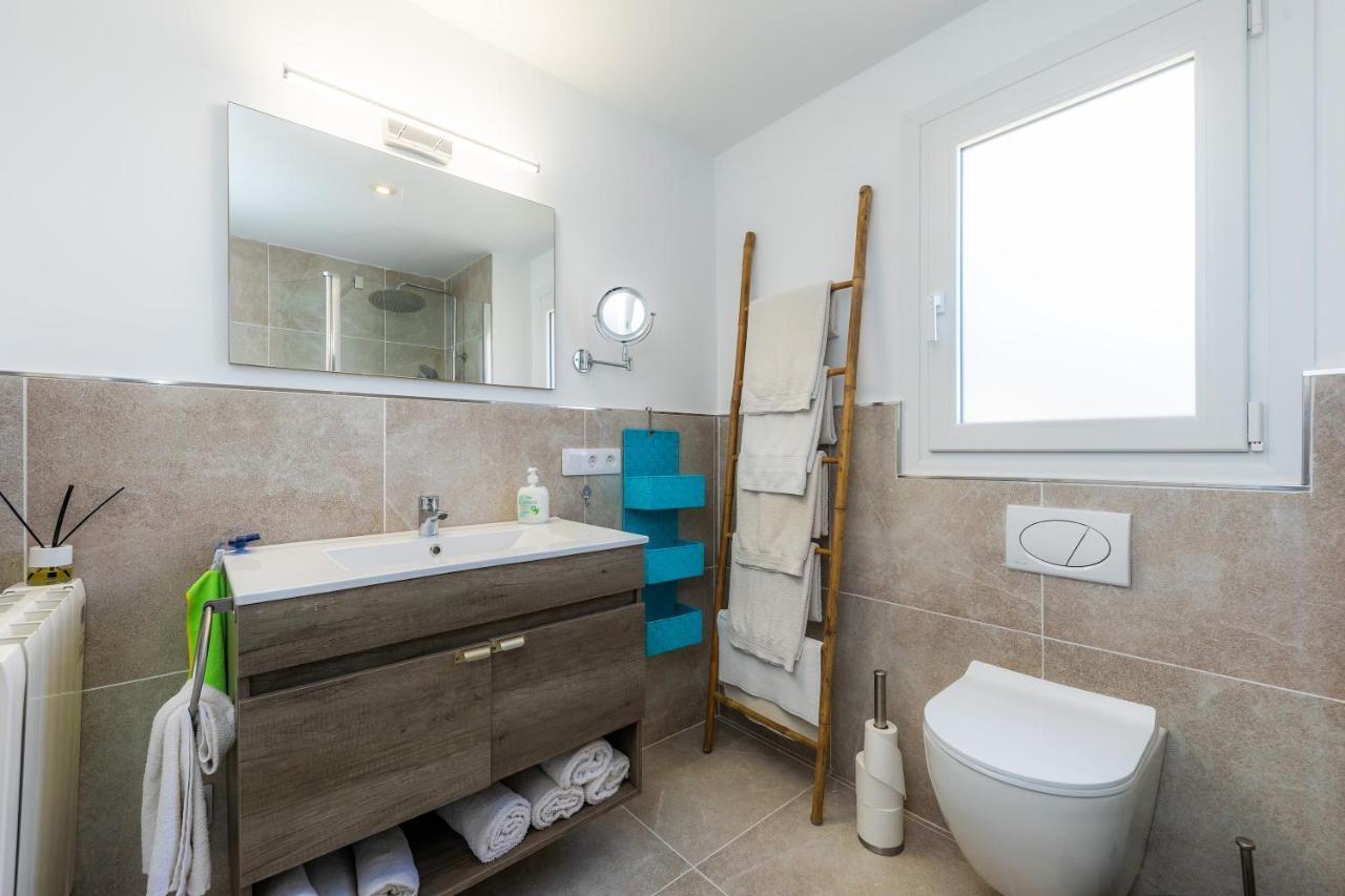 Apartamento La Pergola Font de sa Cala Ngoại thất bức ảnh